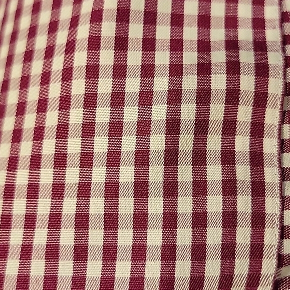 LANDS END Burgundy Checked Button Down Shirt. Long Sleeves. Size 6 - Picture 4 of 6